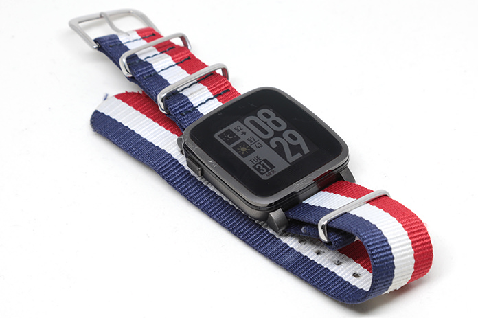 スマホのストレスが減らせる。ベストスマートウォッチPebble Time 